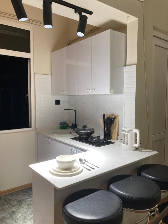 Apartment Kostava 10 Batumi Zewnętrze zdjęcie